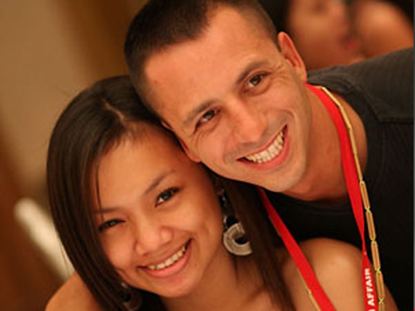 man and woman dating in the Philippines
